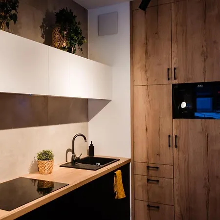 Floral Apartment *